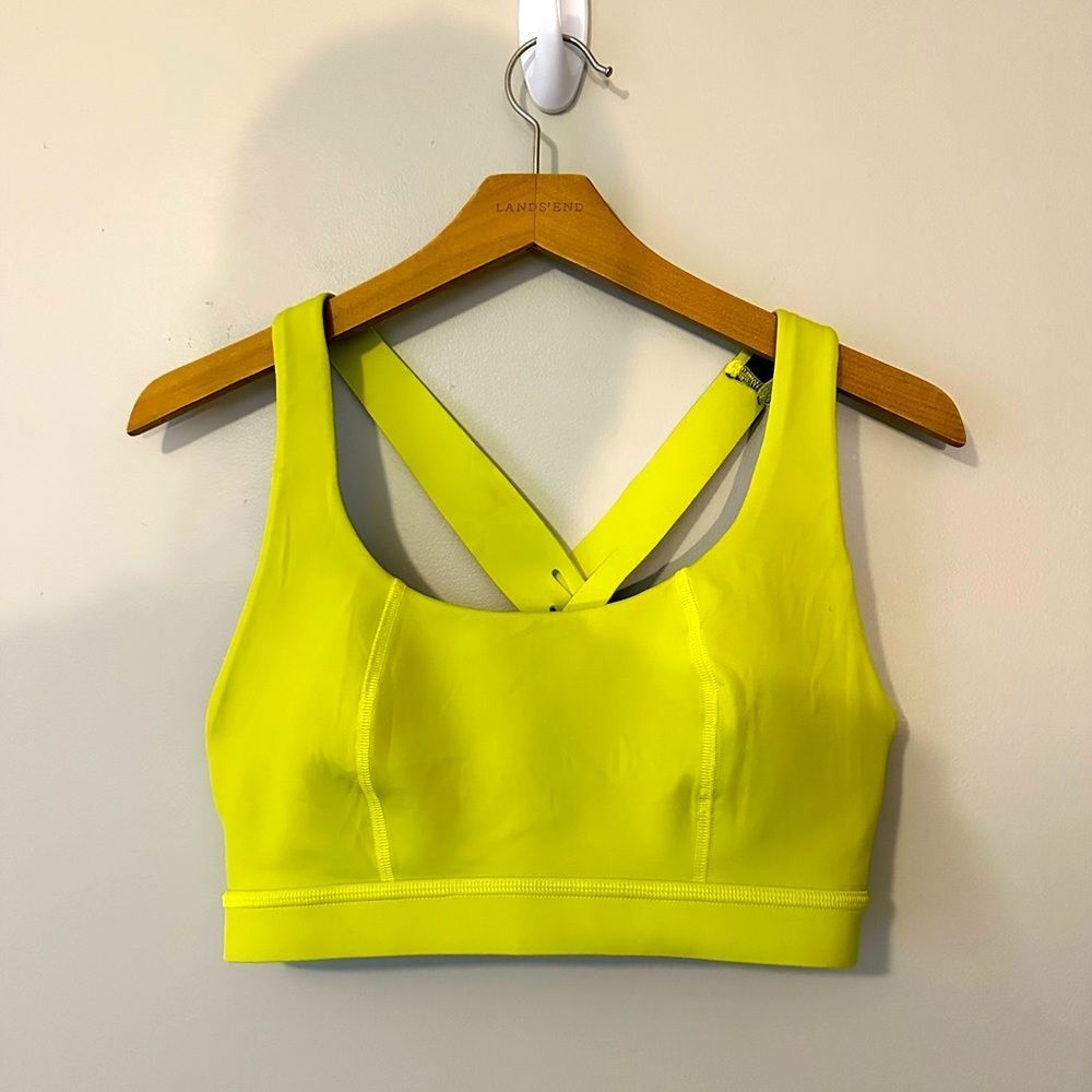 Sweaty Betty | Circuit Sports in Neon Green/Yellow size Small